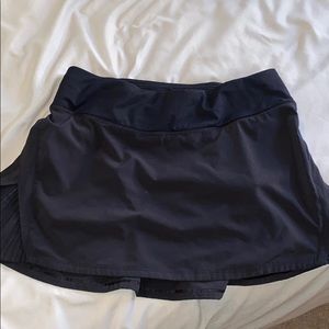 lulu lemon skirt!